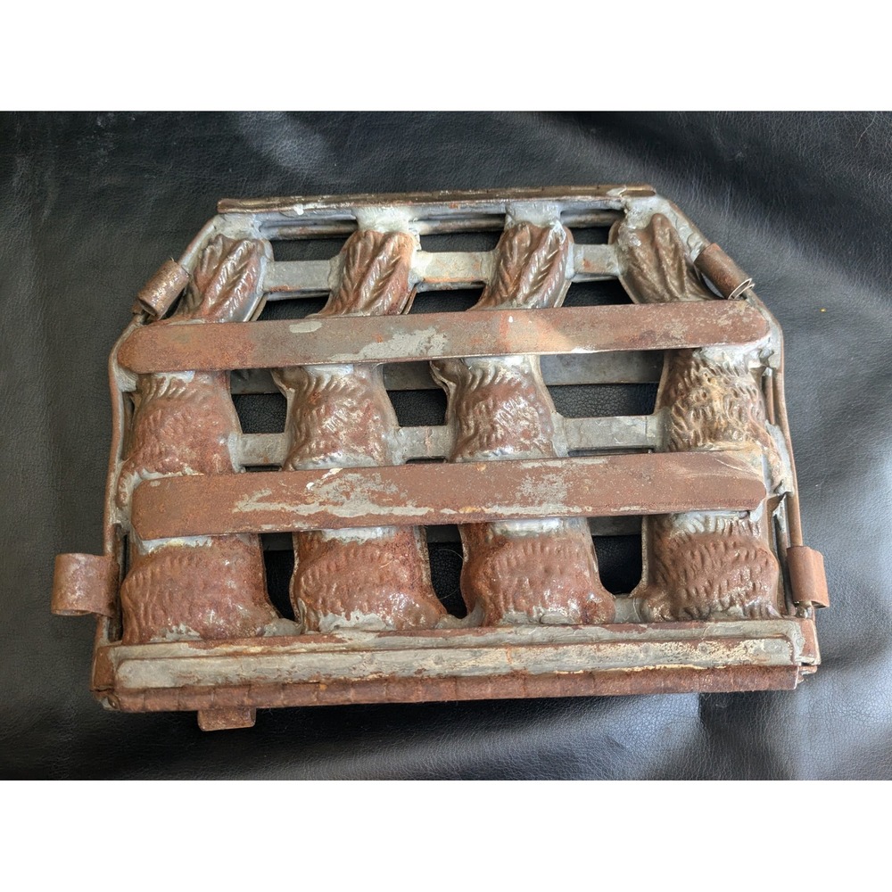 Antique 4 Rabbit Bunny Metal Chocolate Mold Figures Primitive Easter Decor
